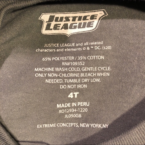 NWOT - Super Heroes justice League Boys Shirt! - Picture 3 of 3
